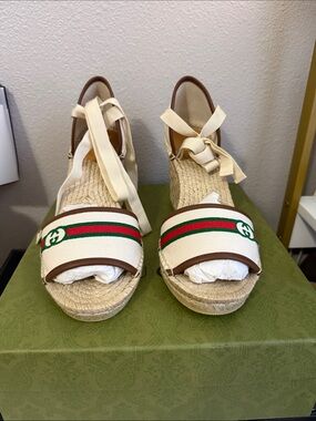 Gucci Cream Espadrille Wedge Sandals with Green & Red Web Stripe